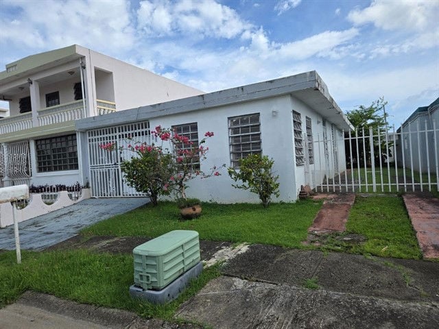 Bh-606 49th Street Jardines De Rio Grand , Rio Grande, PR 00745 