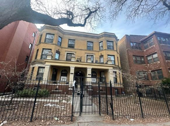 5224 N Winthrop Ave Unit 1C  , Chicago, IL 60640 