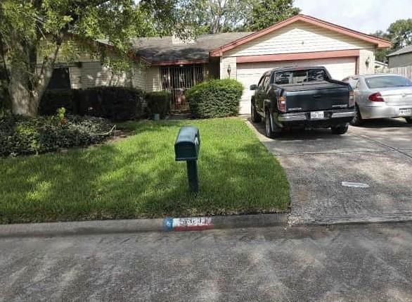 11831 BEE LN  , Houston, TX 77067 