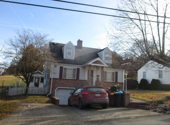 18 MONESSEN BLVD  , Monessen, PA 15062 