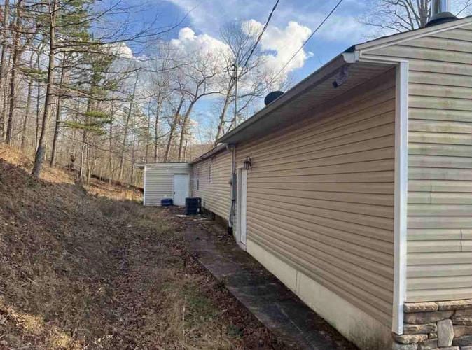 4636 STATE RTE 5  , Ashland, KY 41102 