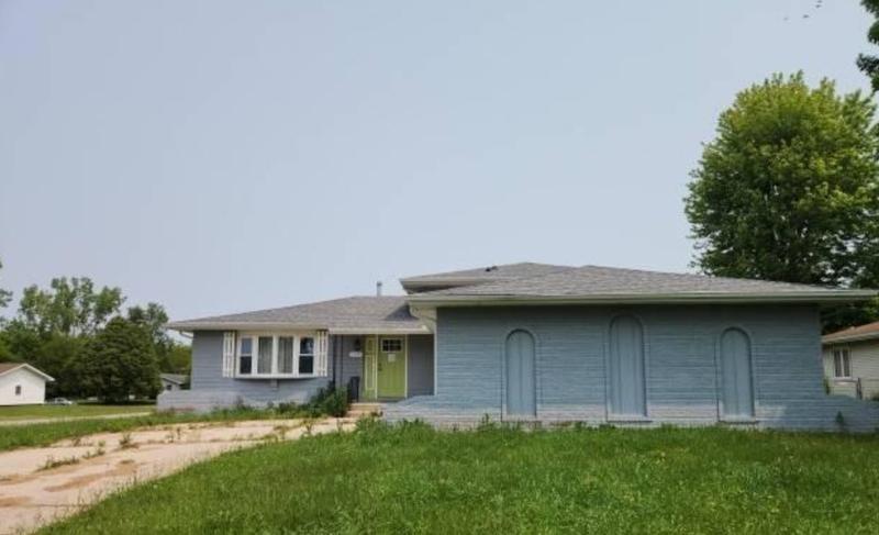 74th Pl, Merrillville, IN 46410
