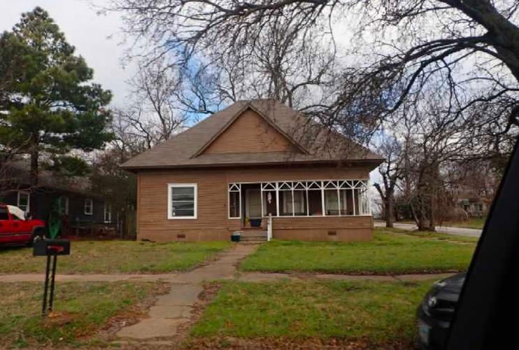 431 E SEARS ST  , Denison, TX 75021 