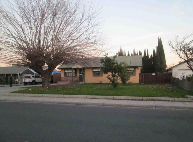 222 S SODERQUIST RD  , Turlock, CA 95380 