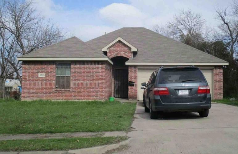 1203 E LOUISIANA AVE  , Dallas, TX 75216 