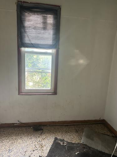 10636 S Avenue M  , Chicago, IL 60617 
