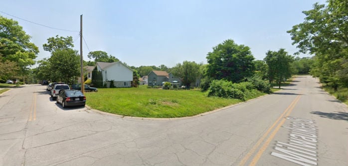 302  Chicago St , Kirkwood, MO 63122 