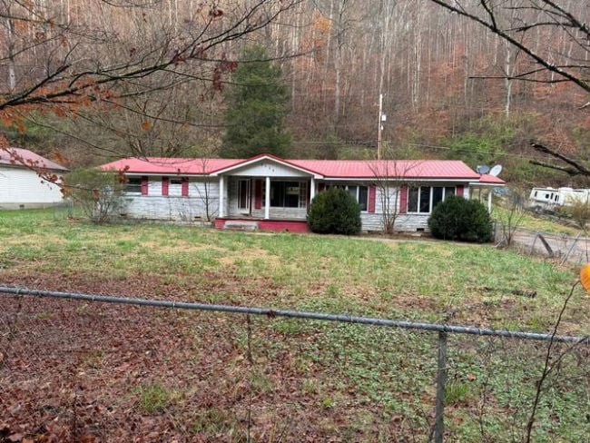 4026 STATE HWY 1056  , Ransom, KY 41558 