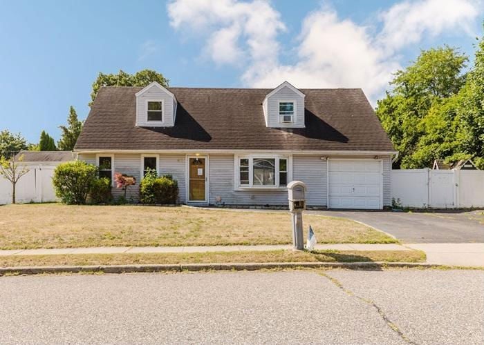 42 CLYMER ST  , Port Jefferson Station, NY 11776 