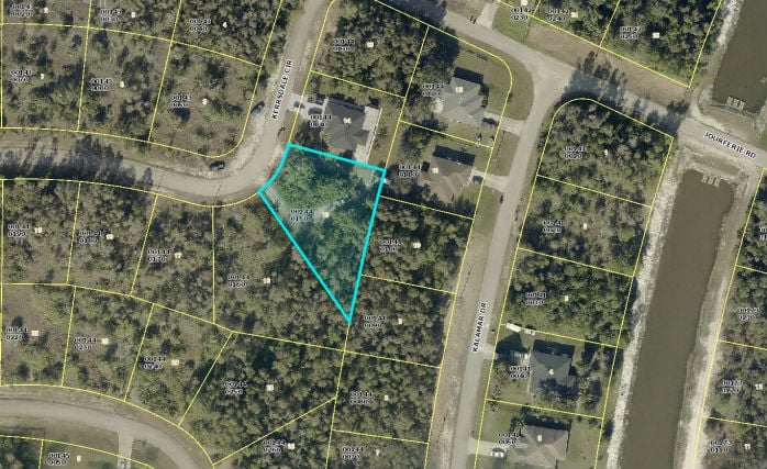 318 Kerrsdale Circle  , Leehigh Acres, FL 33974 