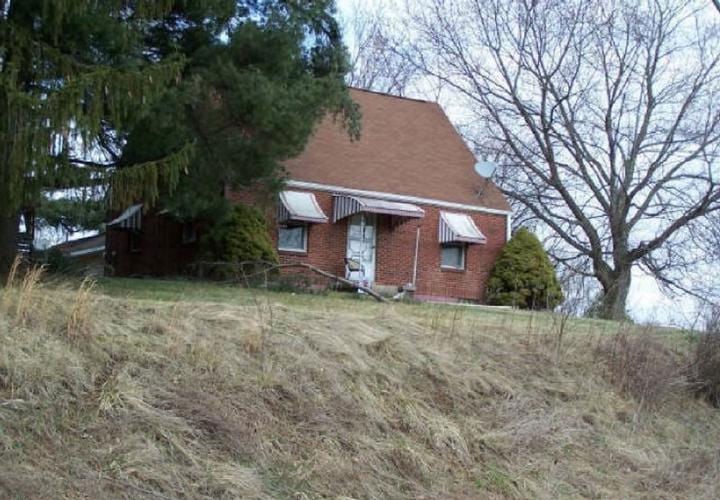 373 FRANKFORT RD  , New Cumberland, WV 26047 