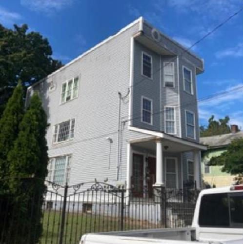 220 MUNSON ST  , New Haven, CT 06511 