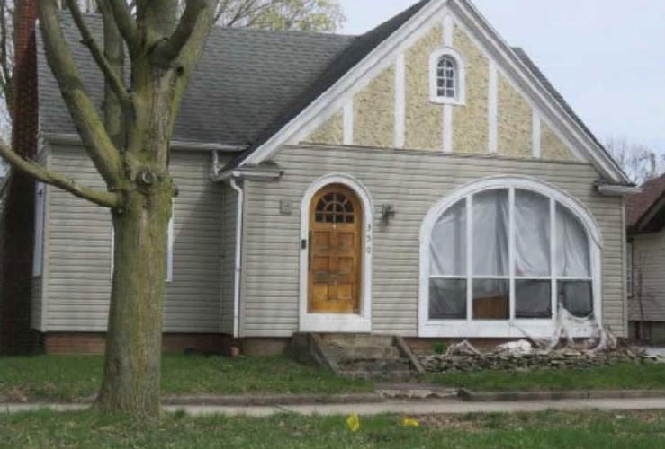 350 S WAYNE ST  , Waterloo, IN 46793 