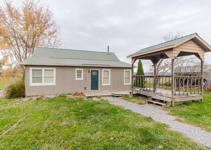 4384 AUTO ROAD  , Renick, WV 24966 