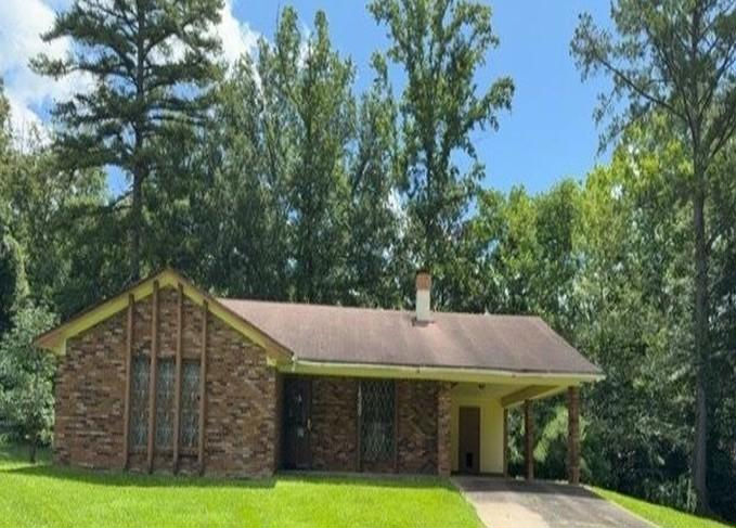 1540 CEDAR PINE DR  , Jackson, MS 39212 