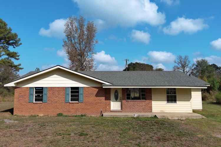 71 THREE NOTCH RD  , Collins, MS 39428 