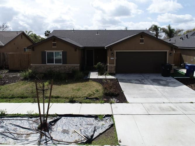 2035 W CHIANTI WAY  , Hanford, CA 93230 