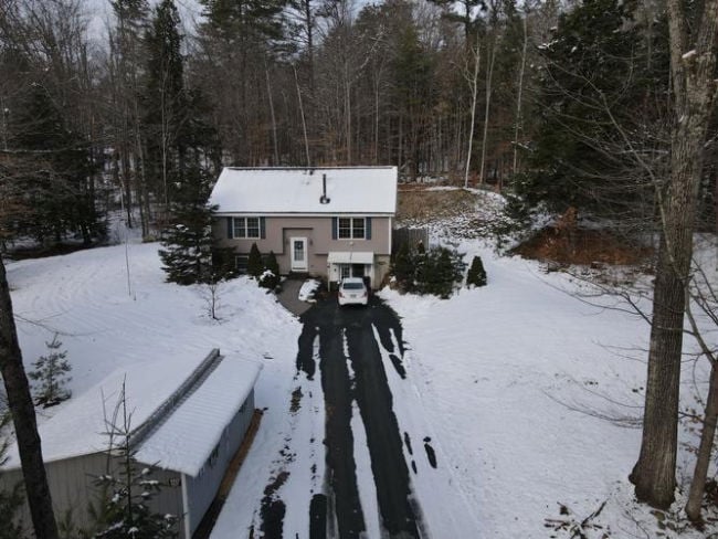 37 DANIELS RD  , Bristol, NH 03222 