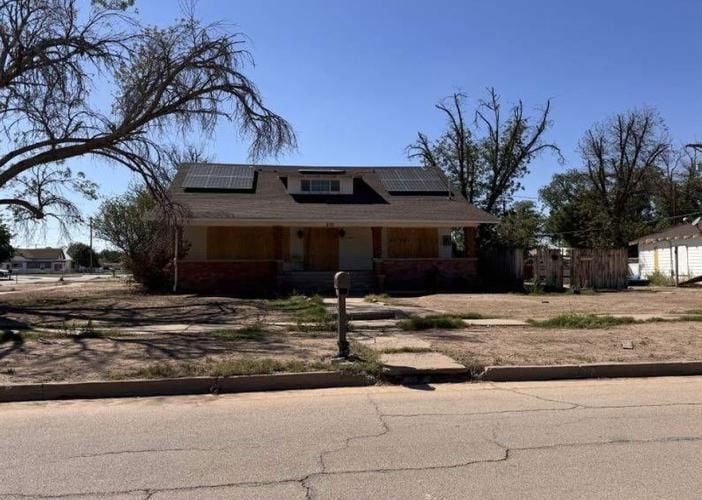 210 S 8TH ST  , Artesia, NM 88210 