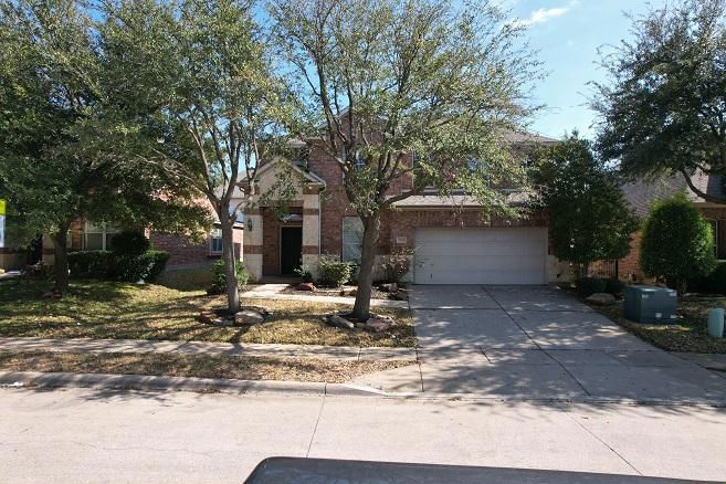 7925 CEDAR LAKE LN  , Fort Worth, TX 76123 