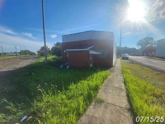 701 S Maple Street , Staunton, IL 62088 