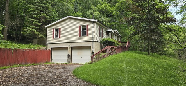 Glade Run Rd, Renfrew, PA 16053