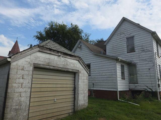 8th St, Kewanee, IL 61443 #1