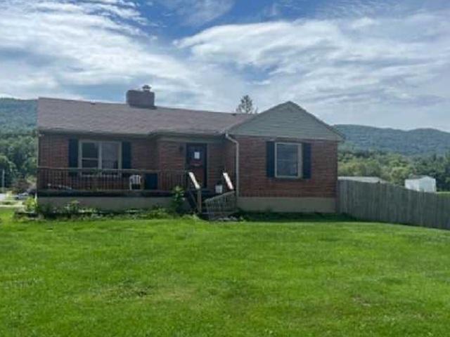 Fincastle Ln, Bluefield, VA 24605 #1