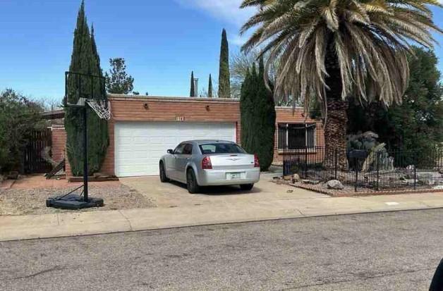 Mesquite Dr, Sierra Vista, AZ 85635 #1