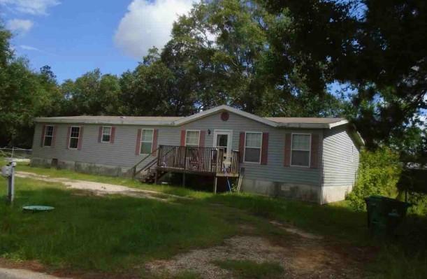 Orchid St, Kiln, MS 39556