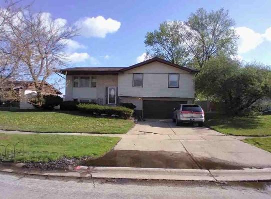 Chestnut Dr, Hazel Crest, IL 60429 #1