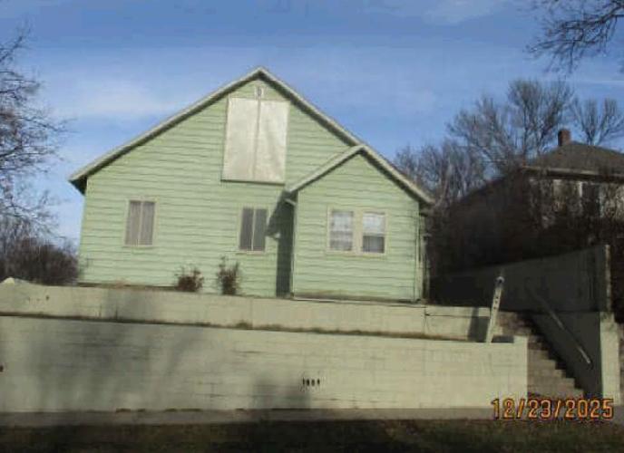 Elizabeth St, Pierre, SD 57501