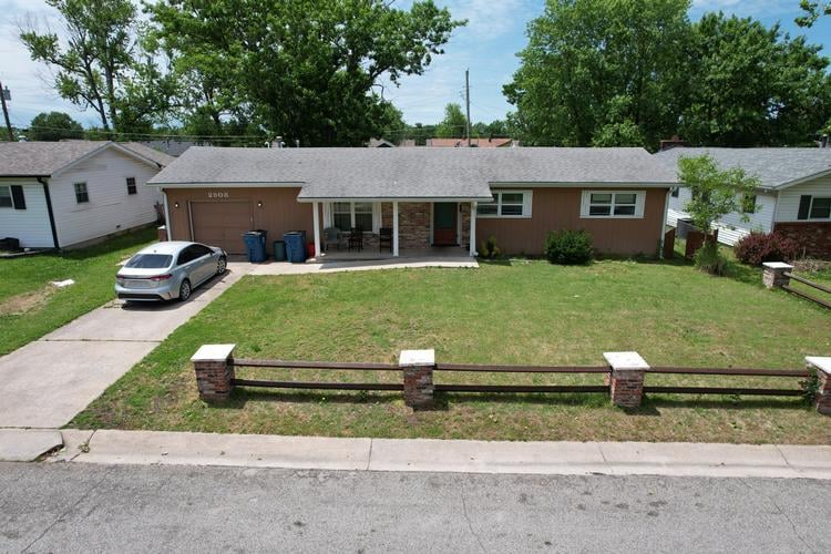 Park Ave, Joplin, MO 64804 #1