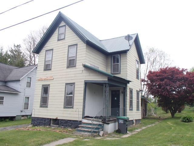 Rochester St, Fort Johnson, NY 12070