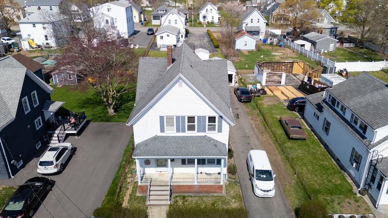 Benefit St, Taunton, MA 02780