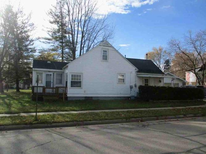 Grant St, Auburn, MI 48611