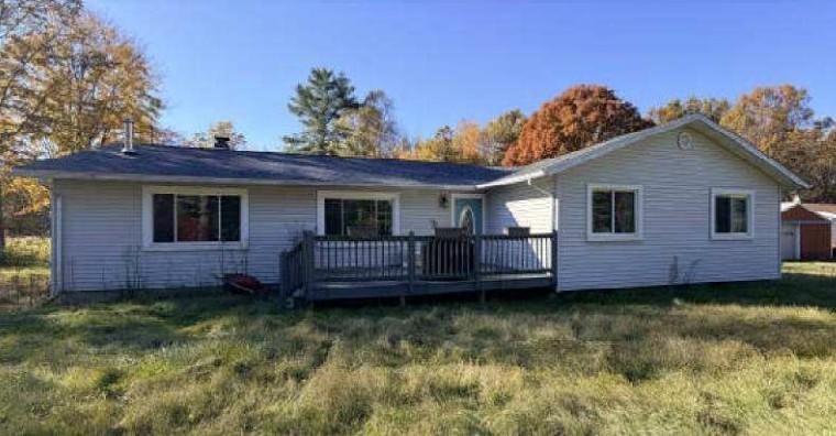 East Rd, Montrose, MI 48457