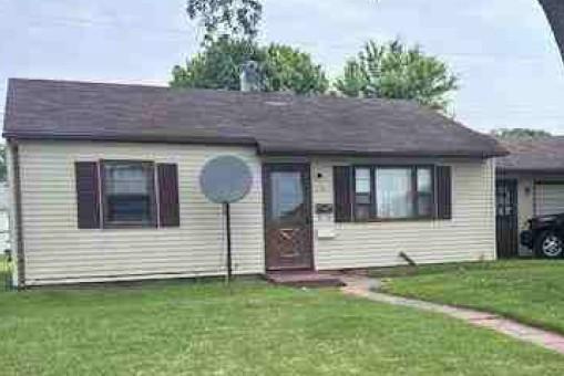 Windsor Cir, Burlington, IA 52601