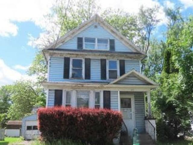 Main St, Newark, NY 14513