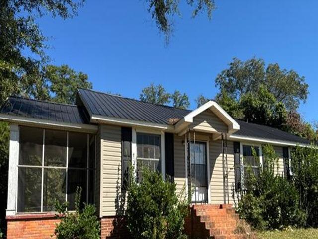 Washington St, Alexander City, AL 35010