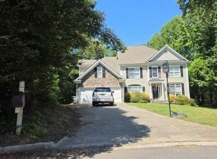 Creek Ridge Ct, Douglasville, GA 30135