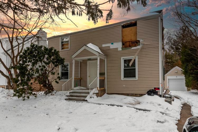 Oaklawn Ave, Stamford, CT 06905