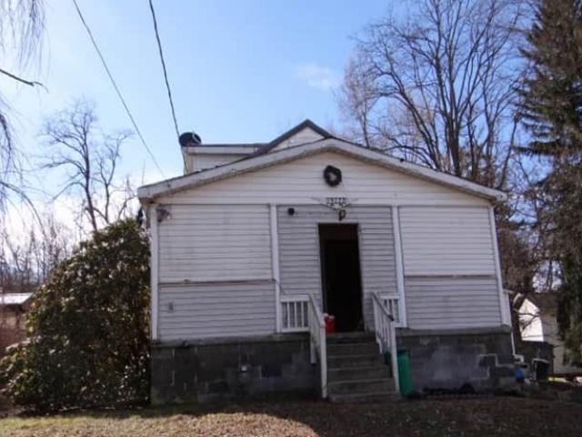 Sloan Ave, Frostburg, MD 21532