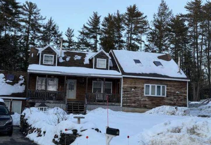 Hackett Ct, Epping, NH 03042