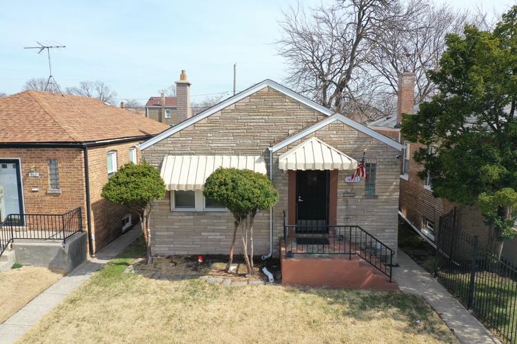 Greenwood Ave, Chicago, IL 60628 #1