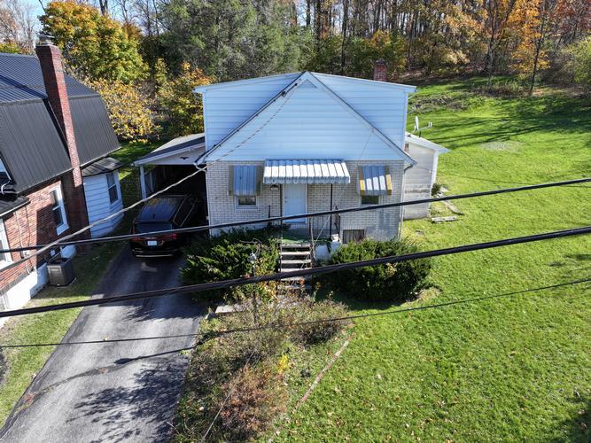 3062 Colonial Dr  