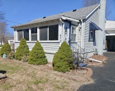 Single Family 2BR 1BA - 473 W Vine St, Canton, IL