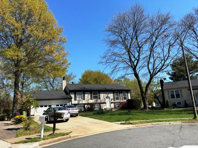 Fall Pl, Herndon, VA 20170 #1