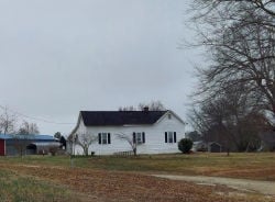 Single Family 3BR 1BA - 35 ROCKY RD, Spring Hope, NC