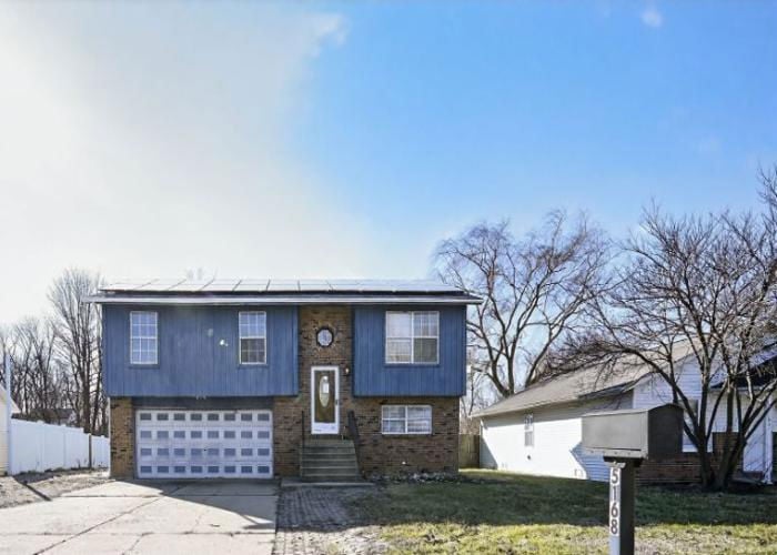 Property in Mitchell, IL